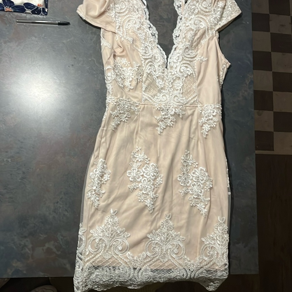 Tan and white lace angle biba size 12!